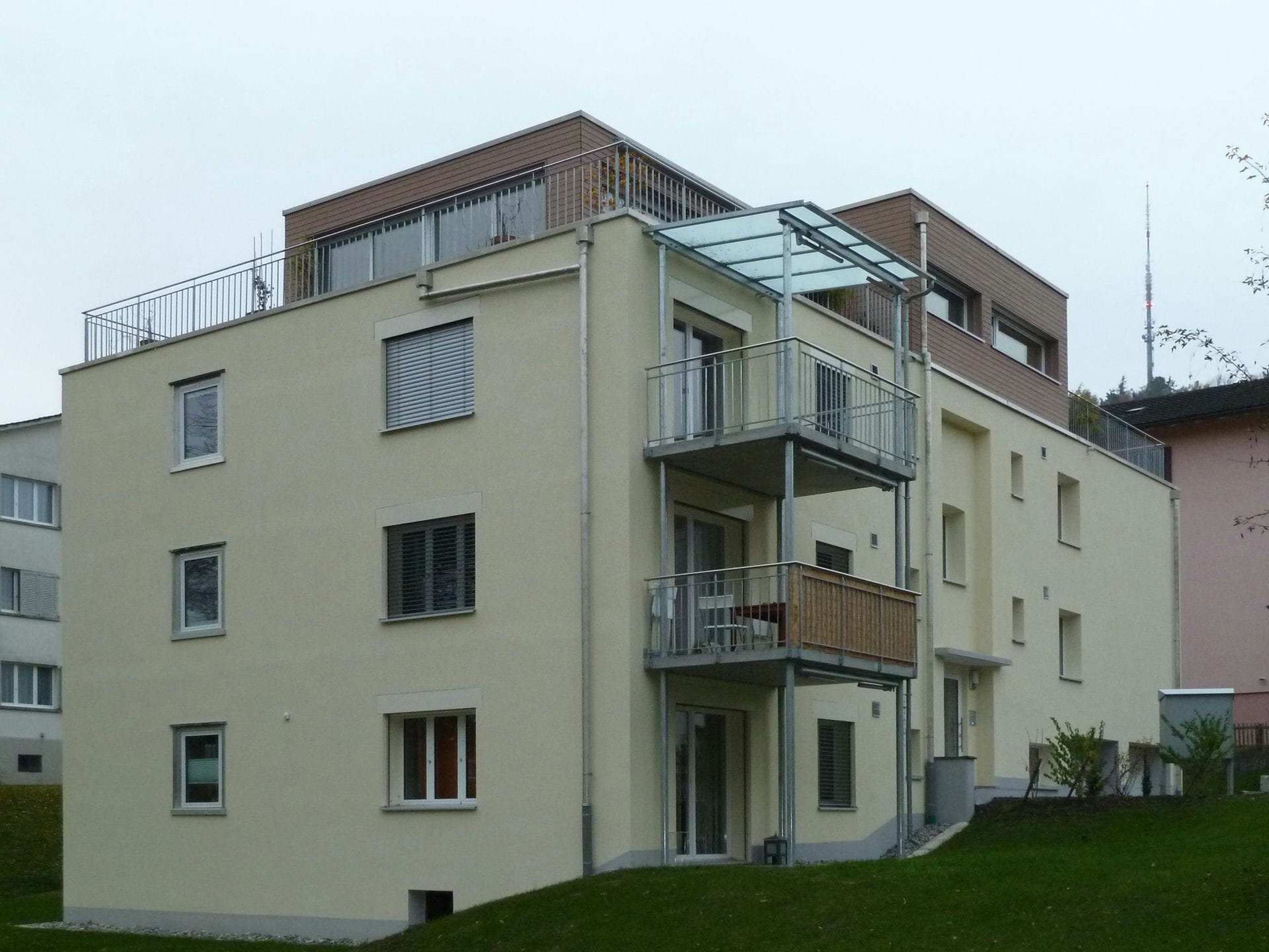 Dachaufstockung Knecht AG