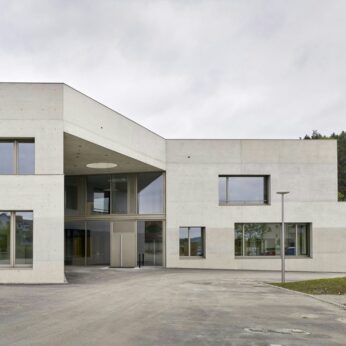 Schulhaus Zinzikon